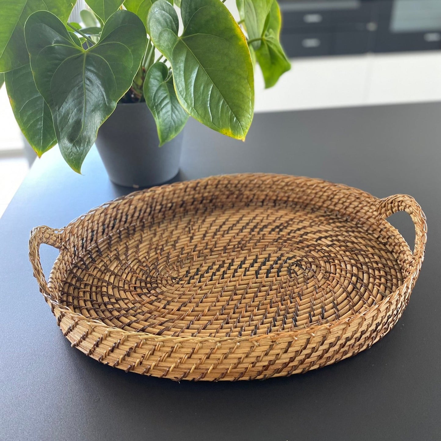 Oval kurvebakke - mørk